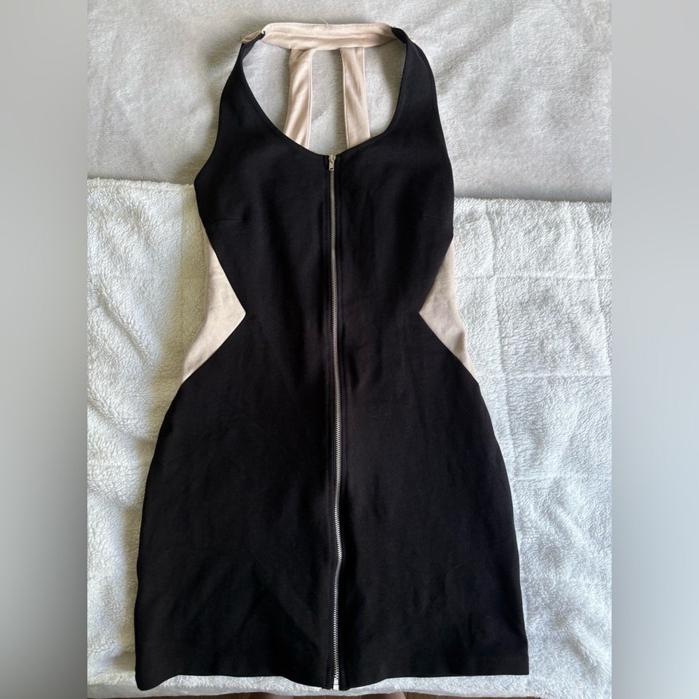 DYNAMITE MINI DRESS